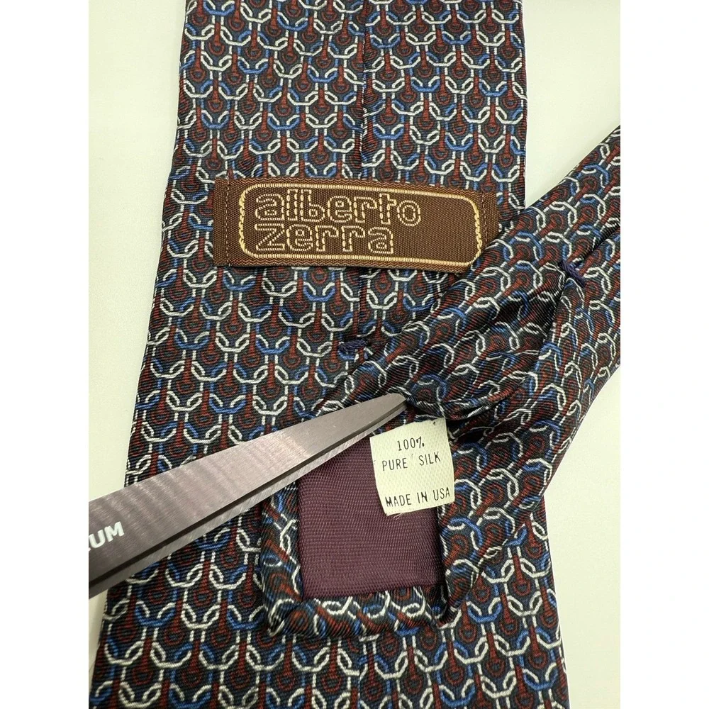 Alberto Zaffra Silk Tie USA Made Burgundy Navy Geometric‎ Chain Pattern 56.5